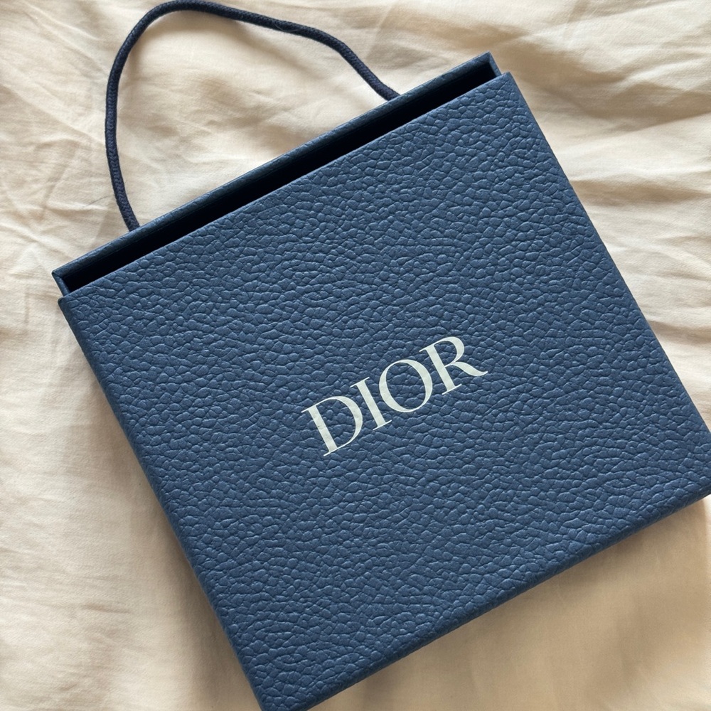Dior gift box - Picture 4 of 8